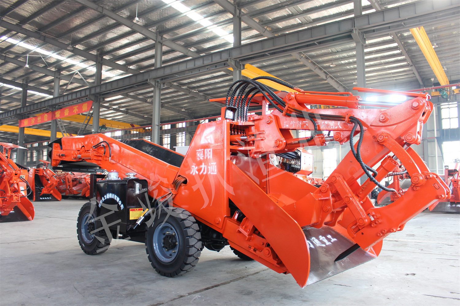 5.17輪皮帶錘扒渣機 (4).jpg